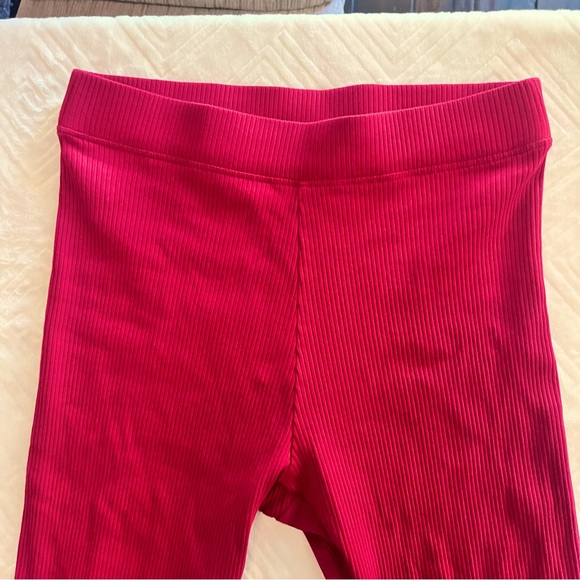 ***💲BOGO💲*** PINK Ribbed flare legging - Picture 2 of 6